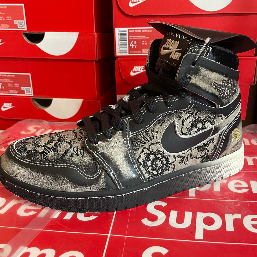 Nike Jordan 1 Air Zoom CMFT día de muerto